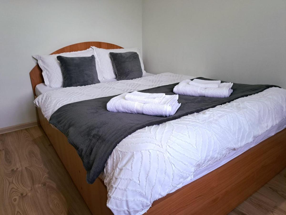 Aviliz Apartament Buşteni Buitenkant foto